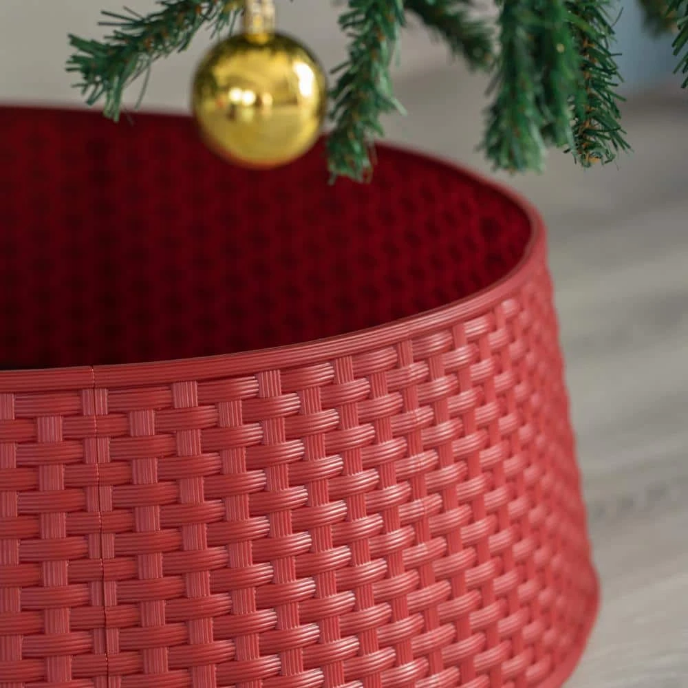 Red Plastic Large Rattan Christmas Tree Skirt 6 Red Plastic Large Rattan Christmas Tree Skirt - Image 6