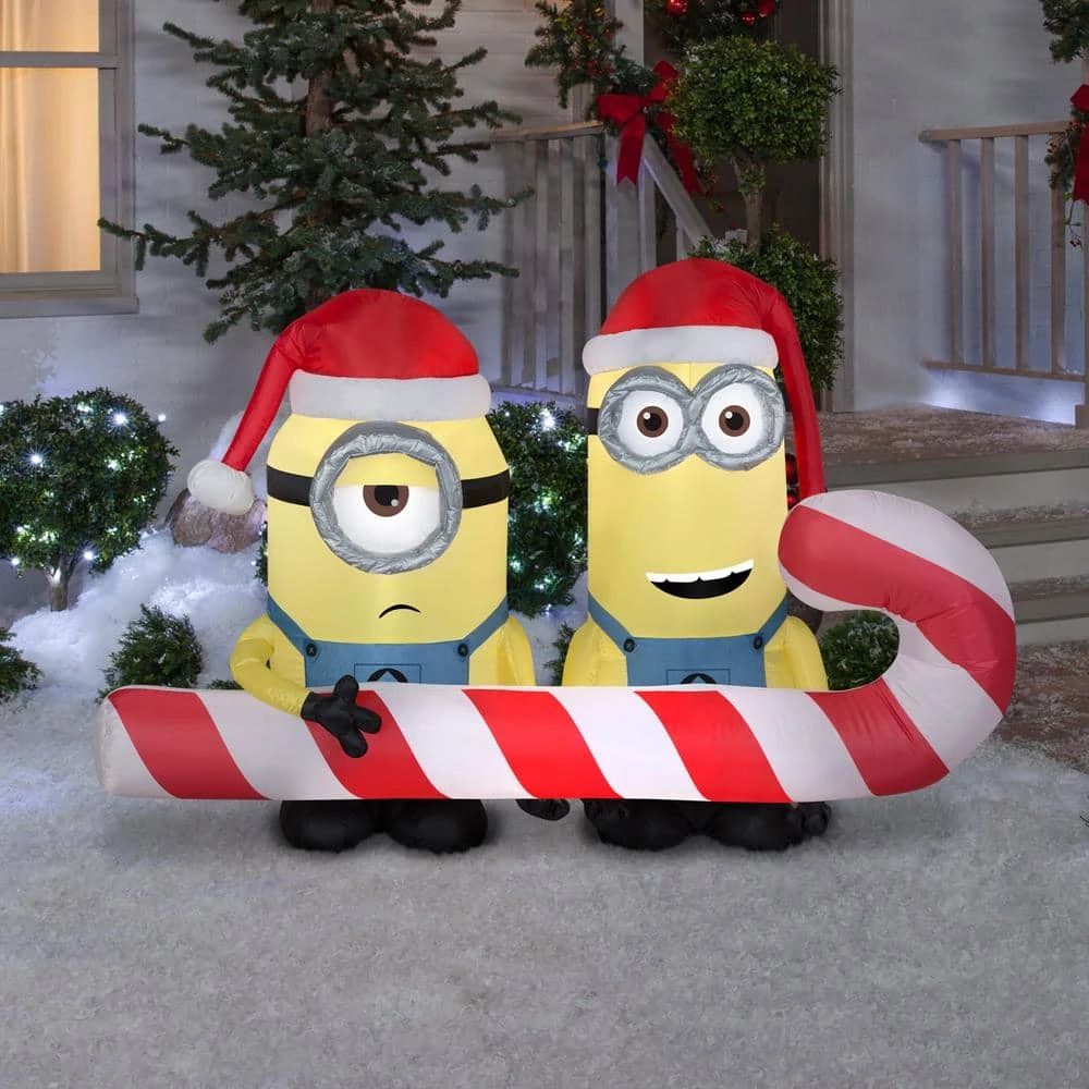 4 Ft. Airblown-Minions Carrying Candy Cane-MD Scene-Universal 3 4 Ft. Airblown-Minions Carrying Candy Cane-MD Scene-Universal - Image 3