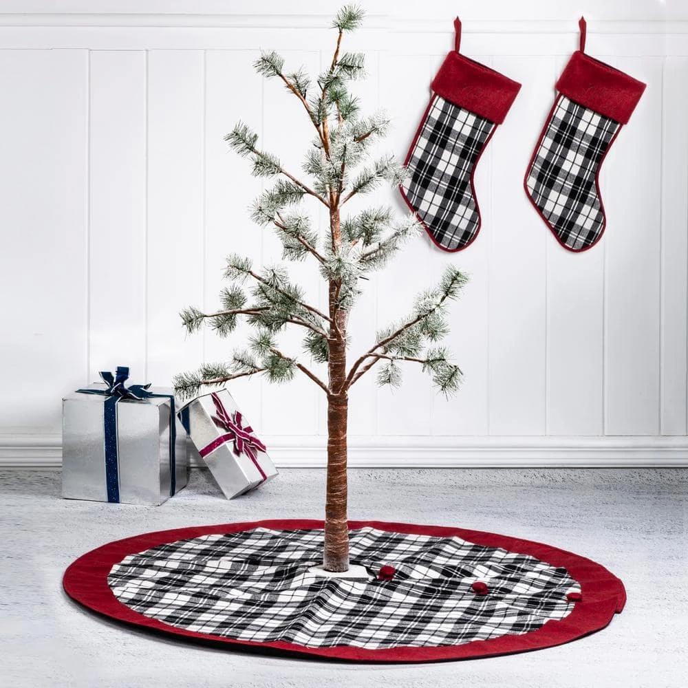 48 In. D Black And White Plaid Fabric Christmas Tree Skirt And 2-Pack 20 In. Stocking (Set Of 3) 2 48 In. D Black And White Plaid Fabric Christmas Tree Skirt And 2-Pack 20 In. Stocking (Set Of 3) - Image 2