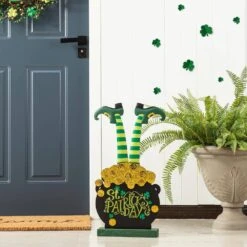 24 In. Wooden St. Patrick's Leprechaun Pot Of Gold Porch Decor(KD) -The Home Depot Shop glitzhome seasonal decorations 2032700003 31 1000