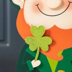 23.5 In. St.Patrick's Wooden Leprechaun Pot Of Gold Porch Decor(KD) -The Home Depot Shop glitzhome seasonal decorations 2032700004 1f 1000
