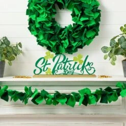 6.75 In. H St. Patrick's Metal Table Decor 12 6.75 In. H St. Patrick's Metal Table Decor -The Home Depot Shop glitzhome seasonal decorations 2032800008 77 1000
