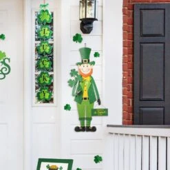 36 In. H St. Patrick's Metal Leprechaun Yard Stake Or Standing Decor Or Wall Decor -The Home Depot Shop glitzhome seasonal decorations 2033200002 4f 1000