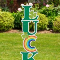 42 In. H St. Patrick's Metal LUCKY Yard Stake -The Home Depot Shop glitzhome seasonal decorations 2033200004 1f 1000