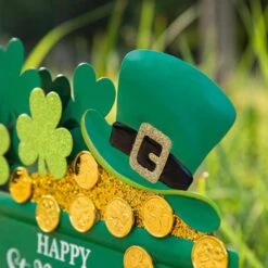24 In. H St. Patrick's Metal Shamrocks Wagon Yard Stake Or Wall Decor -The Home Depot Shop glitzhome seasonal decorations 2033200008 1f 1000