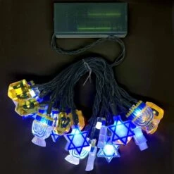 Brilliant Hanukkah Star Of David, Menorah, Dreidel 20-Count Battery OP LED String Lights On/Off/Twinkle/Timer