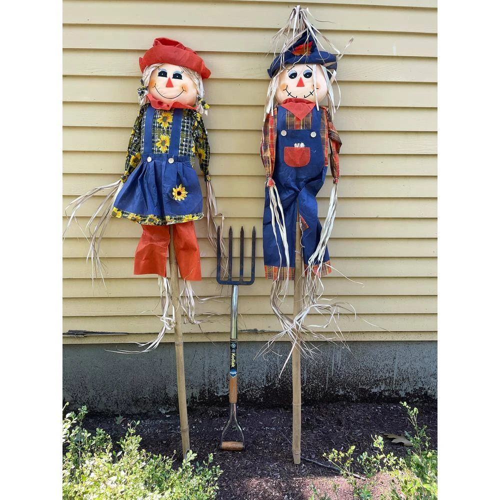 80 In. Scarecrow On Pole (Set Of 2) 2 80 In. Scarecrow On Pole (Set Of 2) - Image 2