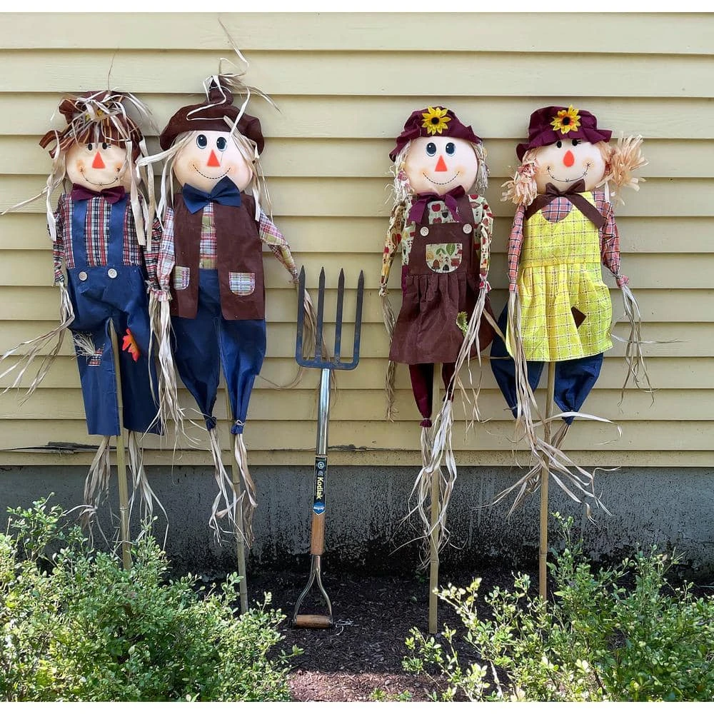 60 In. Scarecrow On Pole (Set Of 12) 2 60 In. Scarecrow On Pole (Set Of 12) - Image 2