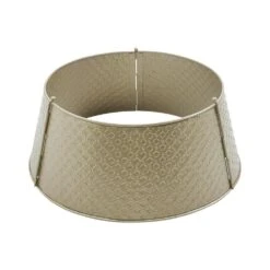 Lattice 20 In. D Antique Gold Metal Tree Collar